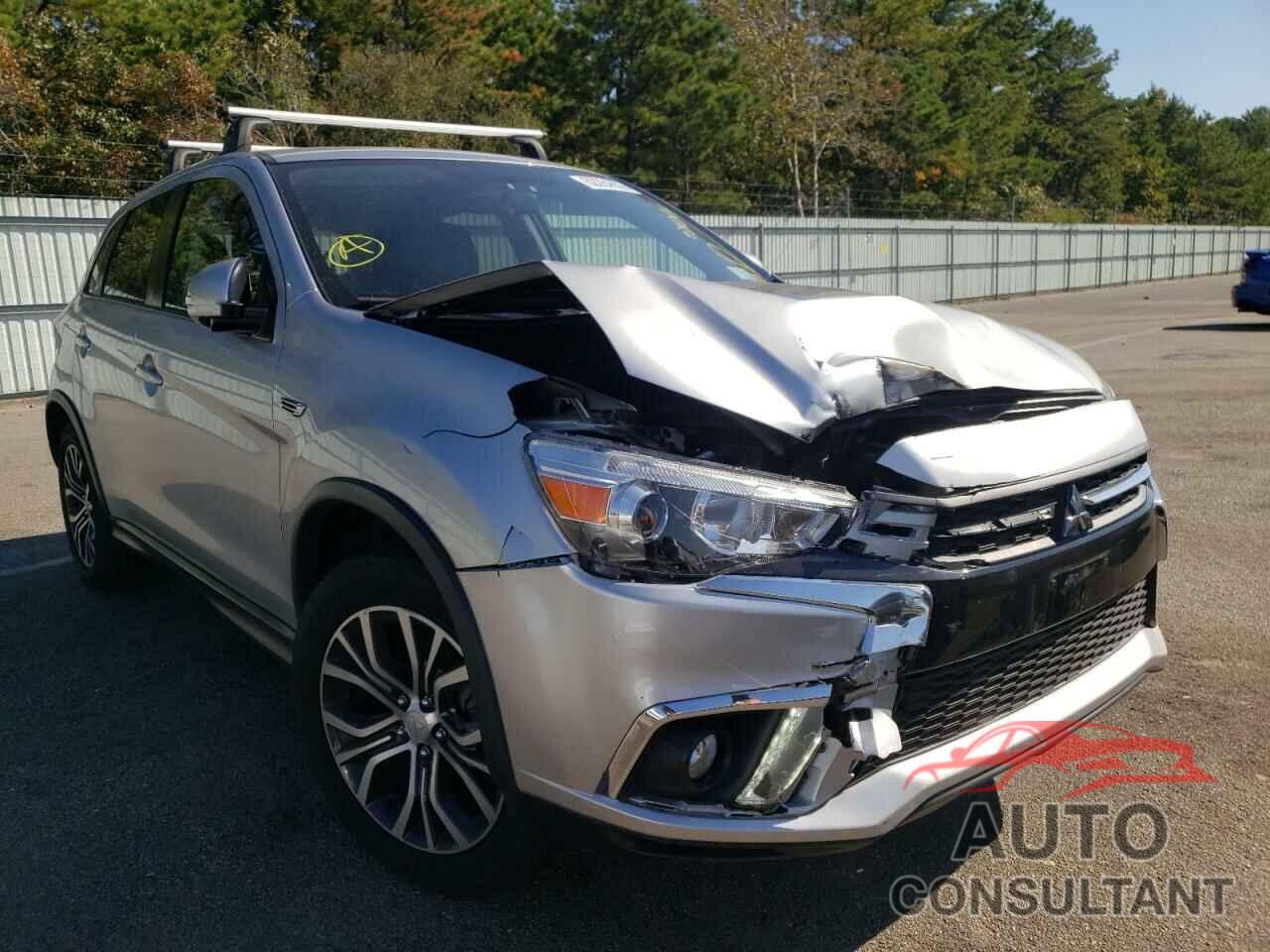 MITSUBISHI OUTLANDER 2018 - JA4AP3AW8JU024264