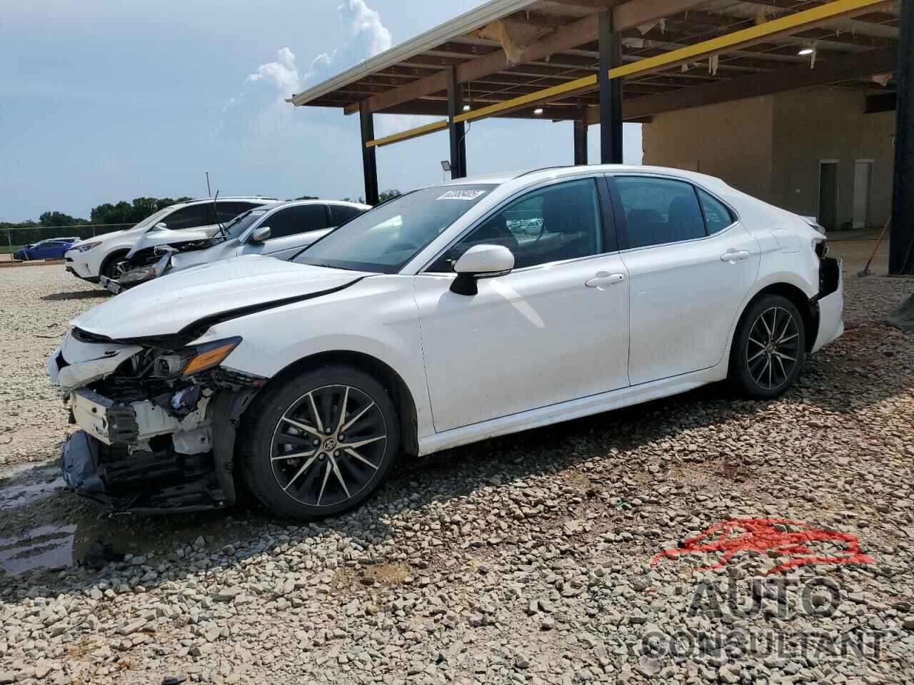 TOYOTA CAMRY 2024 - 4T1G11AK0RU858748