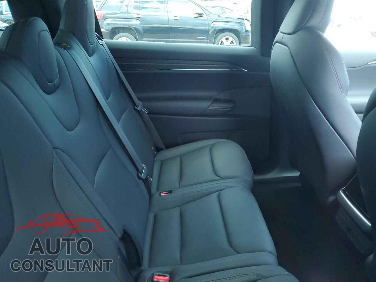 TESLA MODEL X 2024 - 7SAXCDE52RF437985