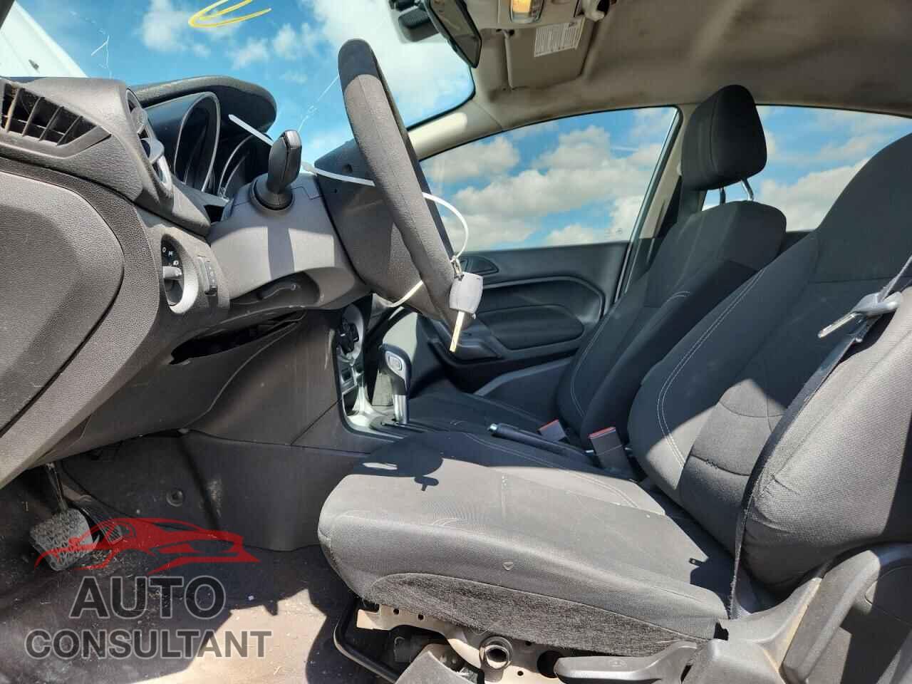 FORD FIESTA 2017 - 3FADP4EJ2HM118670