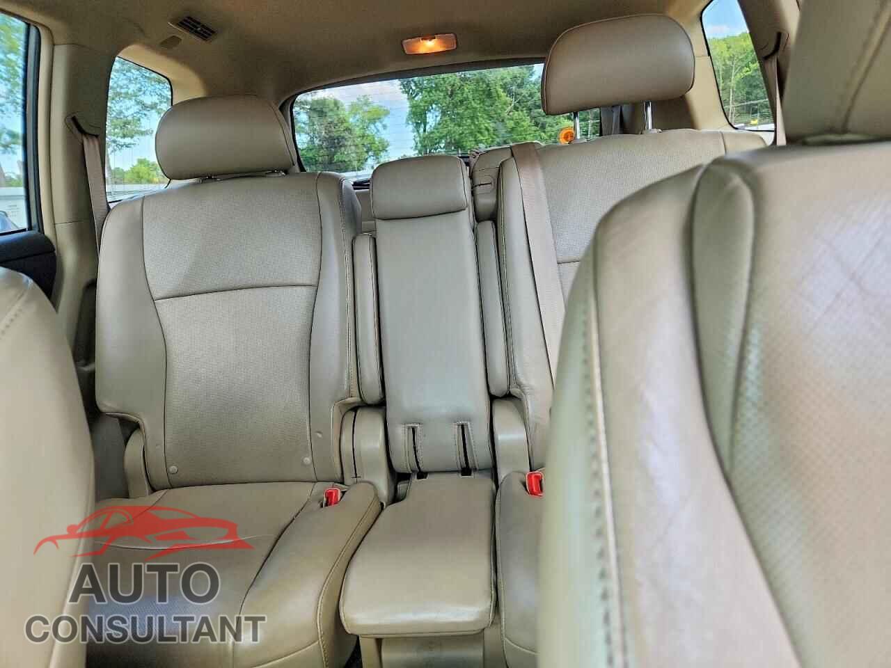 TOYOTA HIGHLANDER 2011 - 5TDDK3EH2BS068148