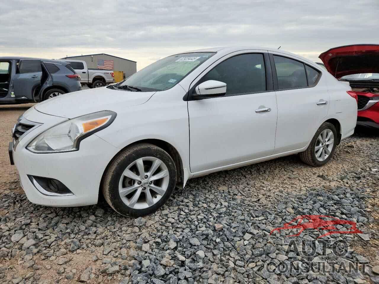 NISSAN VERSA 2015 - 3N1CN7AP6FL931216