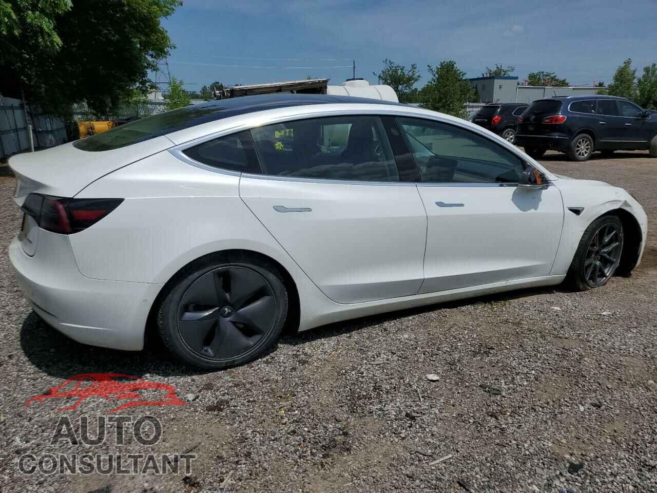 TESLA MODEL 3 2019 - 5YJ3E1EB3KF452950