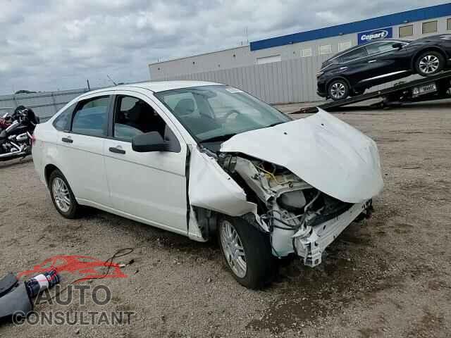 FORD FOCUS 2011 - 1FAHP3FN0BW117408
