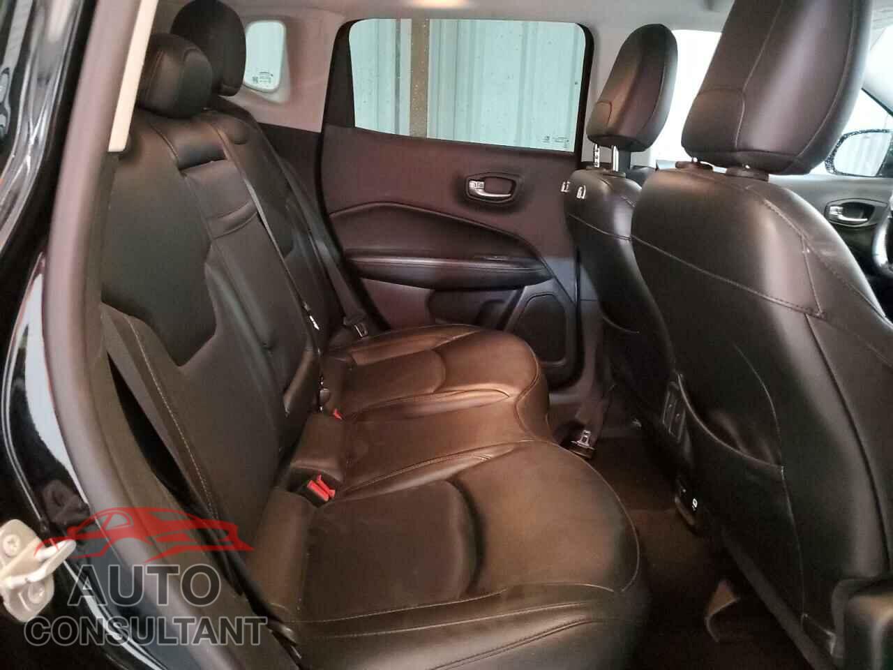 JEEP COMPASS 2019 - 3C4NJDCB0KT596207