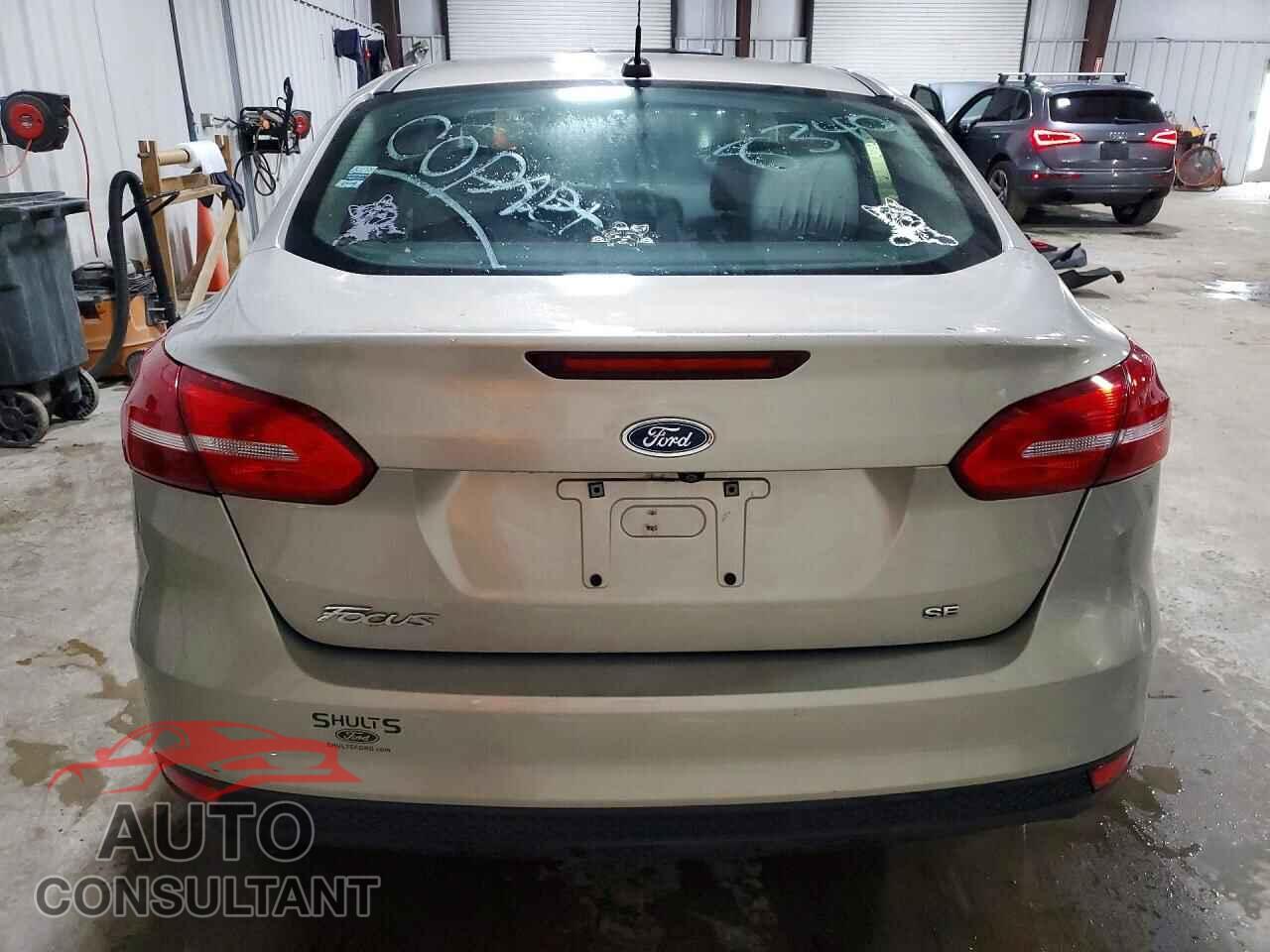 FORD FOCUS 2016 - 1FADP3F22GL288349