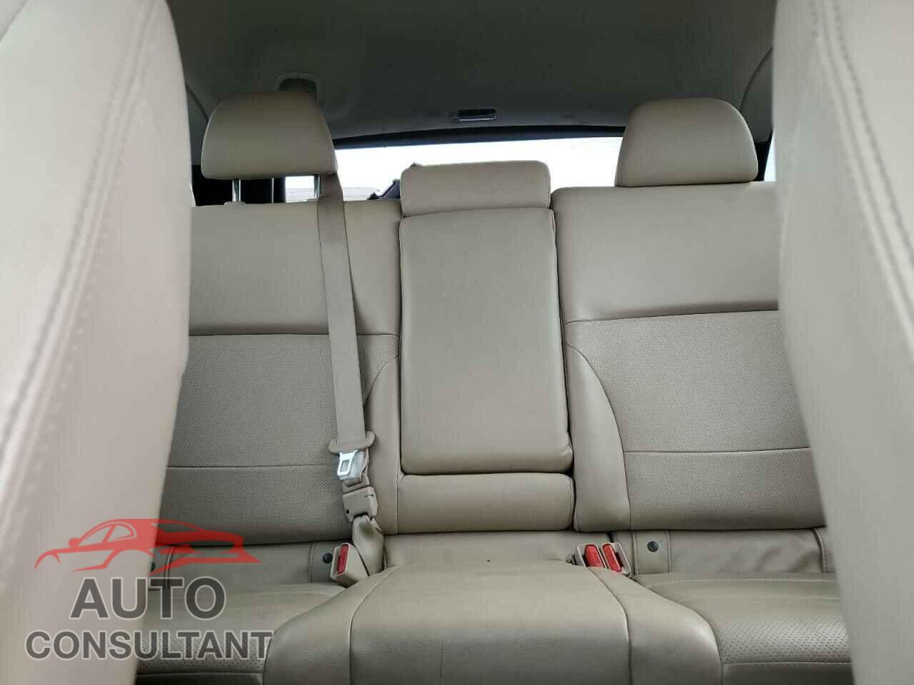 SUBARU OUTBACK 2017 - 4S4BSAKC2H3399404