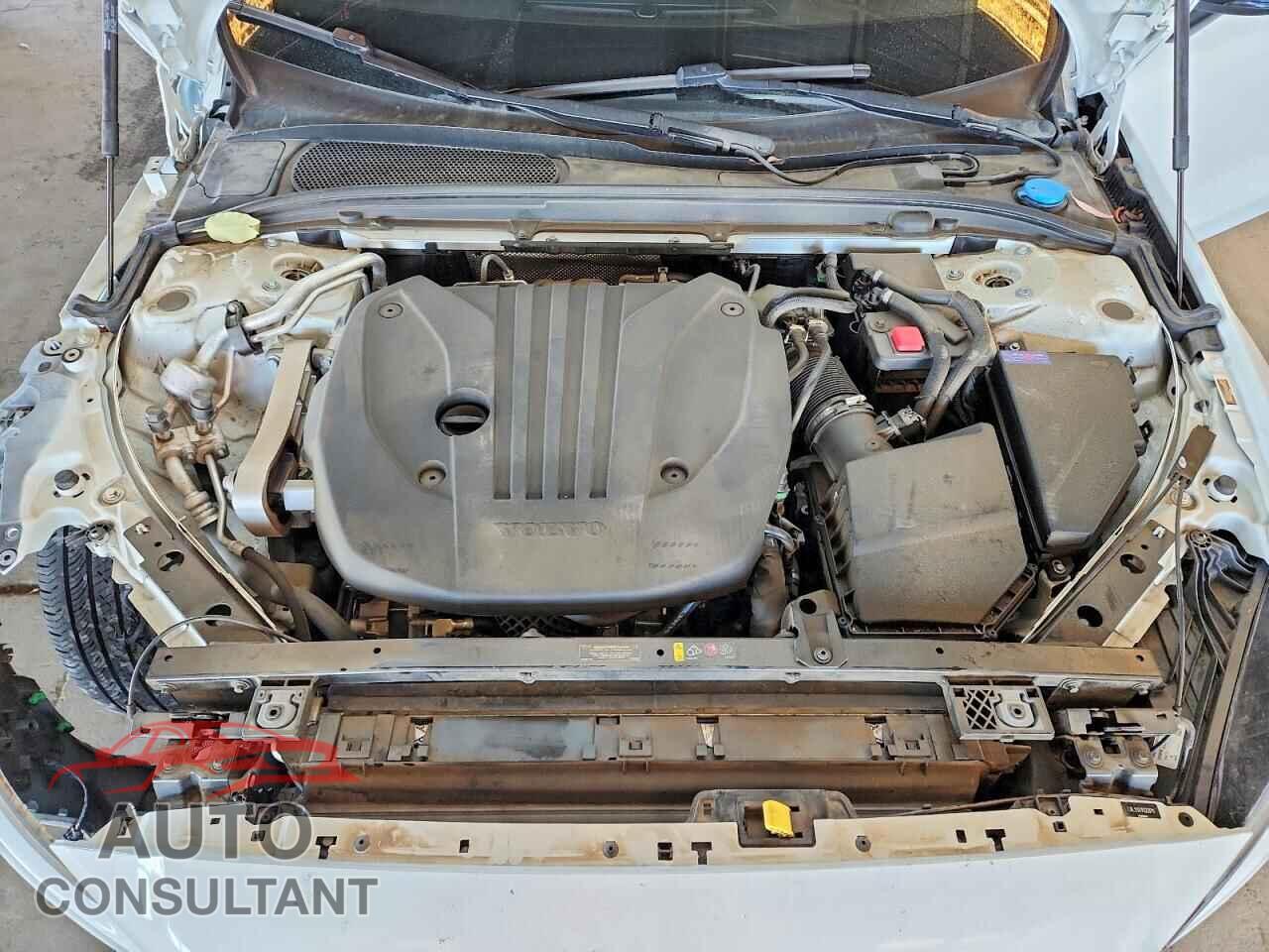 VOLVO S60 2023 - 7JRL12TK1PG239711
