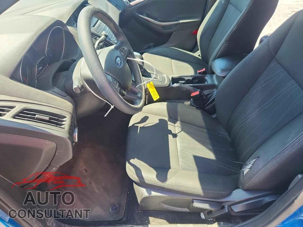 FORD FOCUS 2016 - 1FADP3F23GL220321