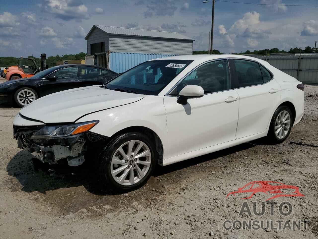 TOYOTA CAMRY 2022 - 4T1C11AK1NU022021