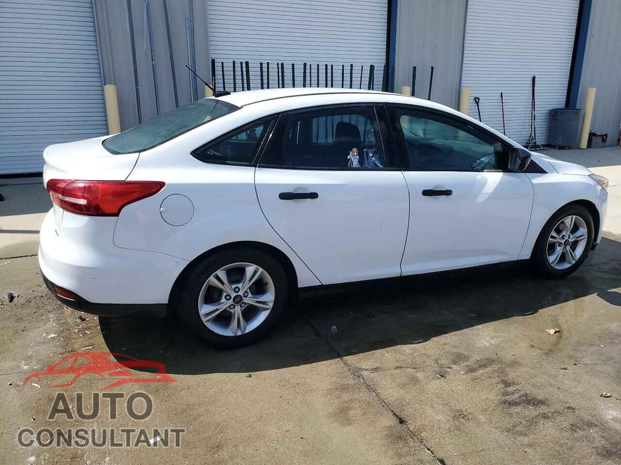 FORD FOCUS 2015 - 1FADP3E2XFL313465