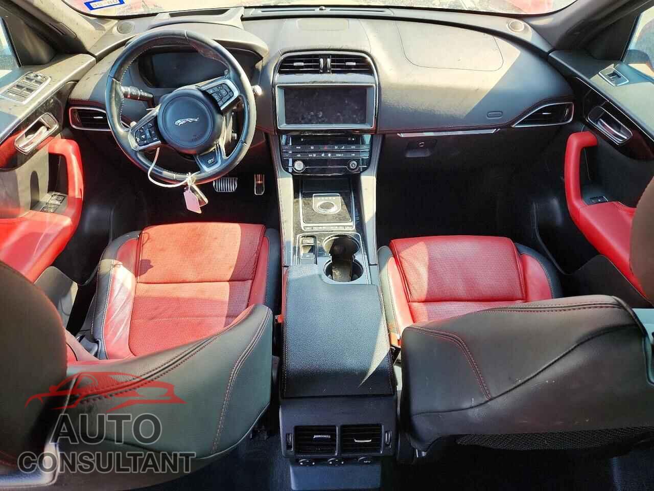 JAGUAR F-PACE 2017 - SADCL2BV1HA488040