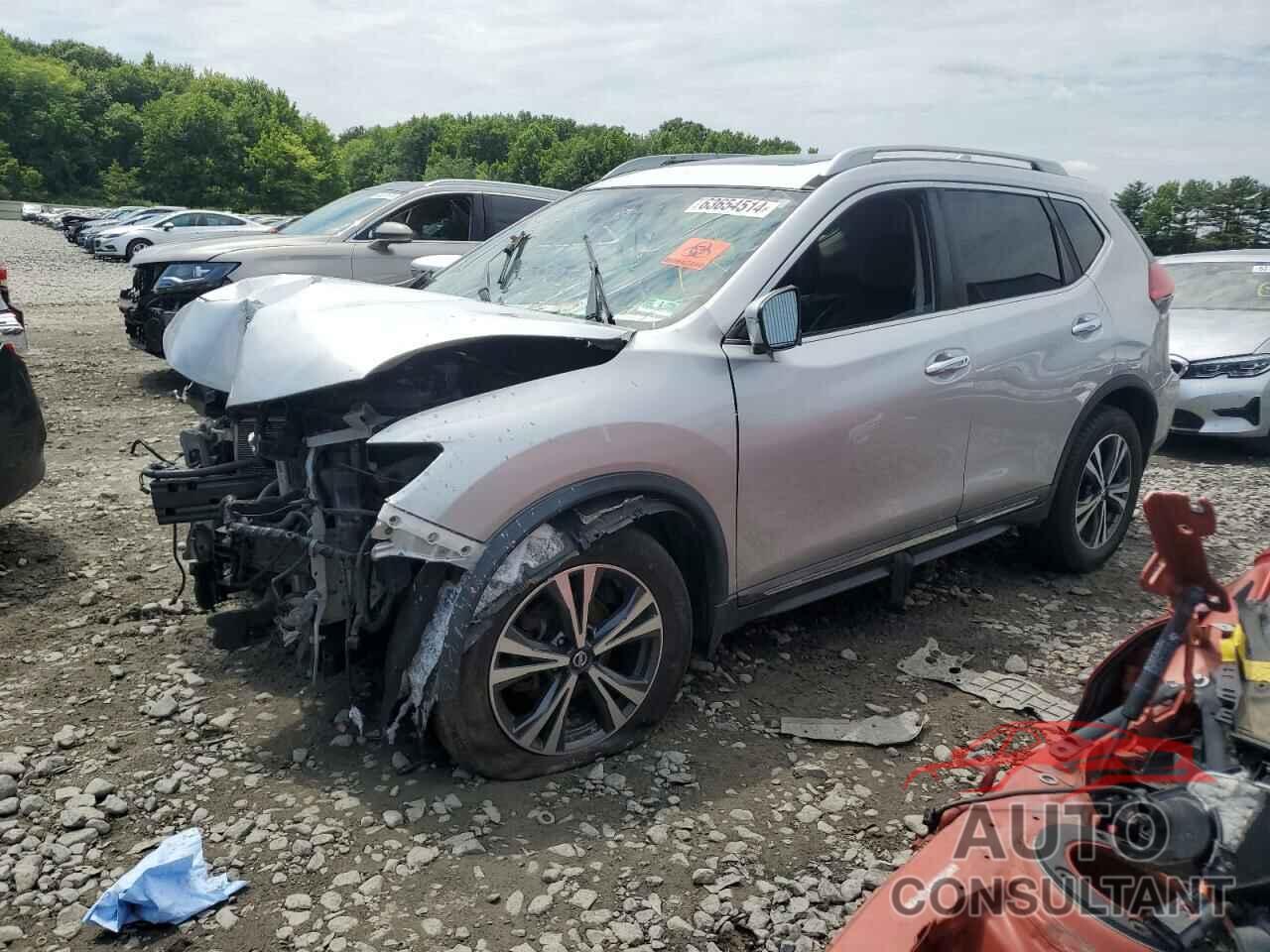 NISSAN ROGUE 2017 - 5N1AT2MV3HC843757