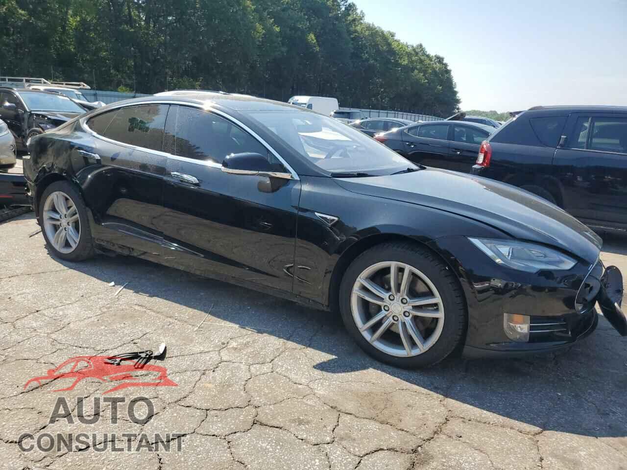 TESLA MODEL S 2014 - 5YJSA1H15EFP43464