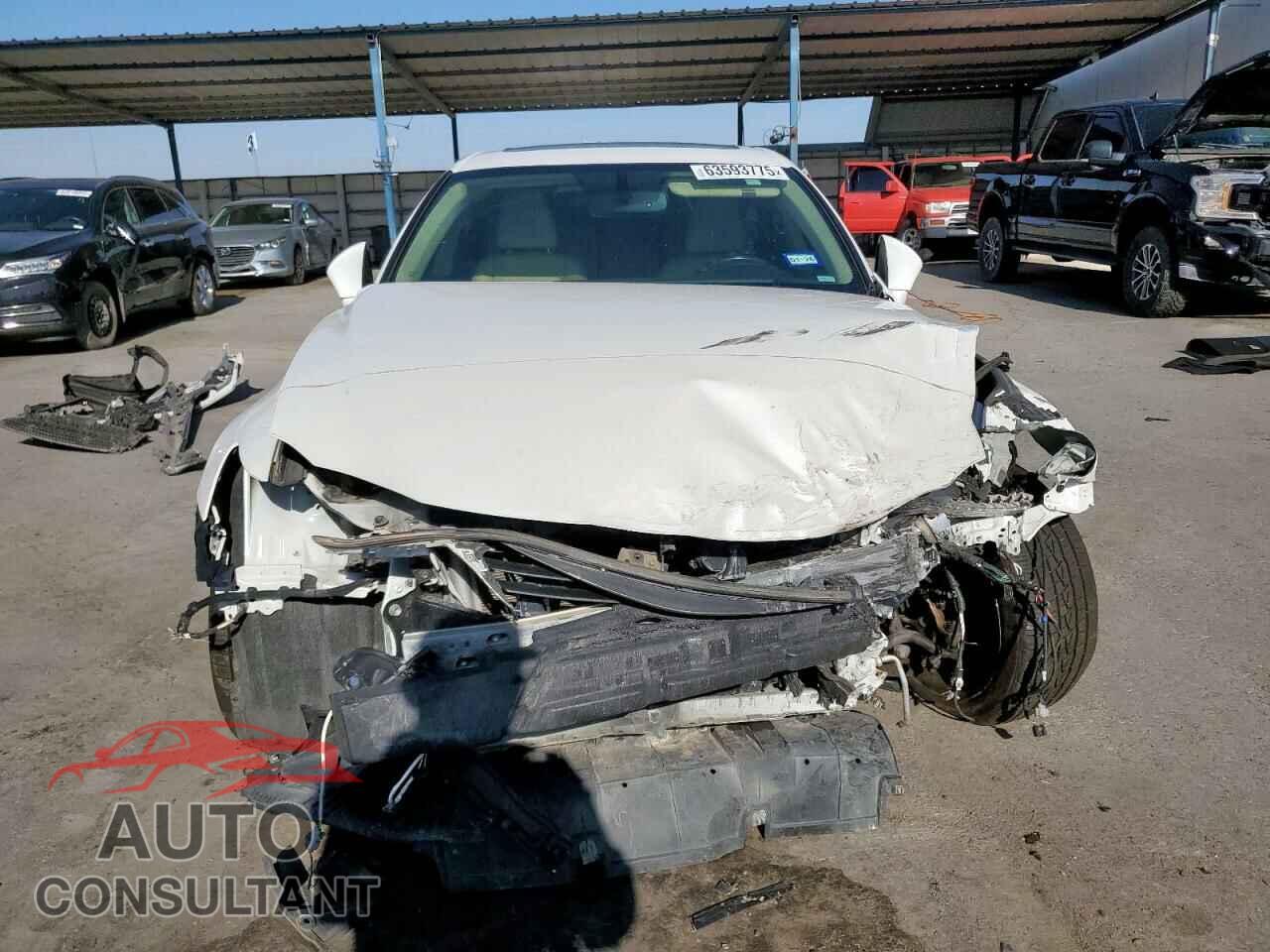 LEXUS IS 2014 - JTHCF1D2XE5013649