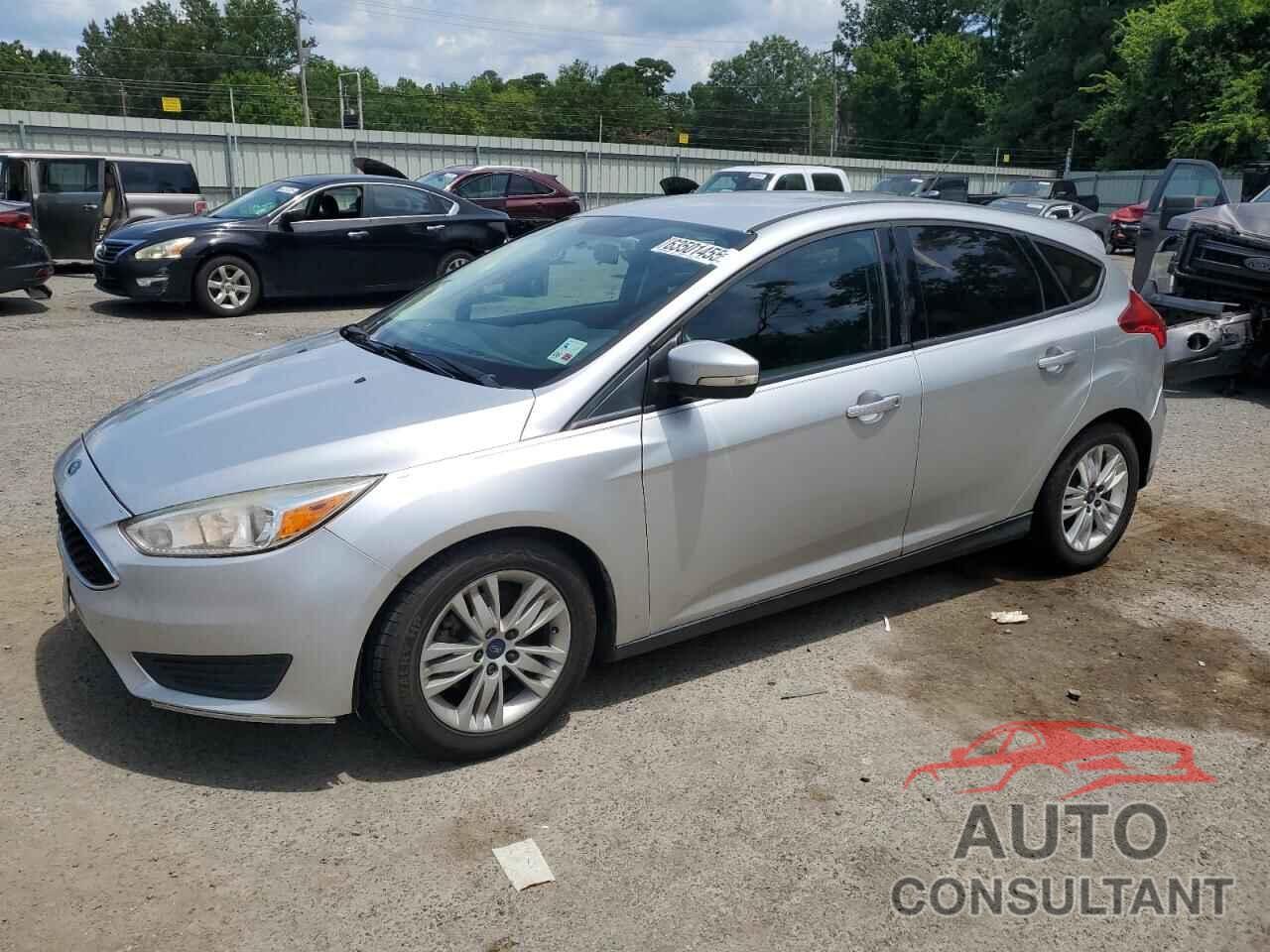 FORD FOCUS 2017 - 1FADP3K26HL315026