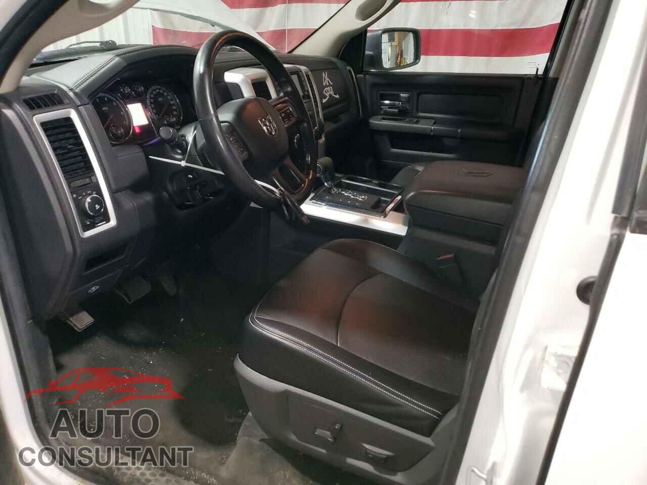 DODGE RAM 1500 2012 - 1C6RD7MT4CS204535