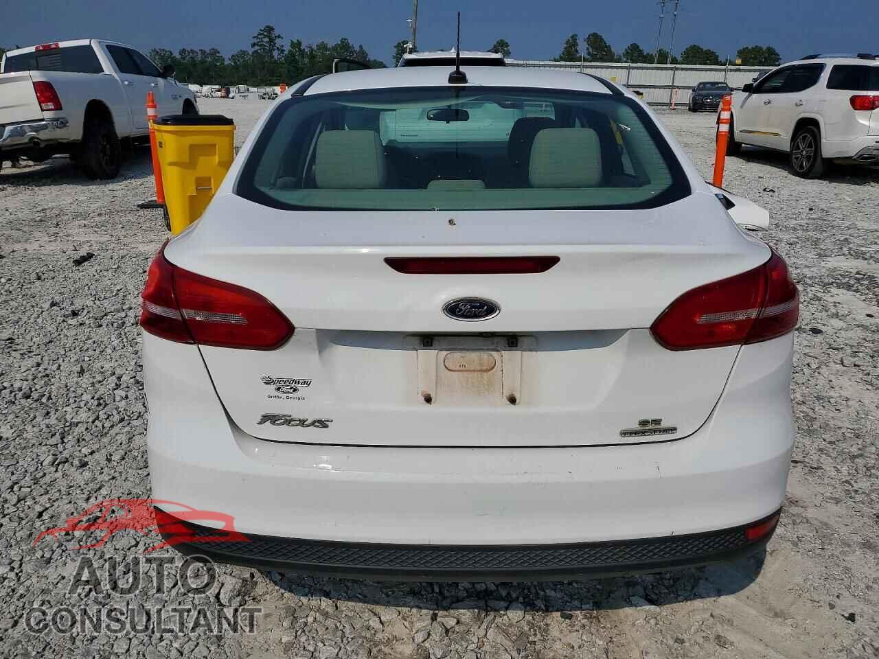 FORD FOCUS 2016 - 1FADP3F28GL401835