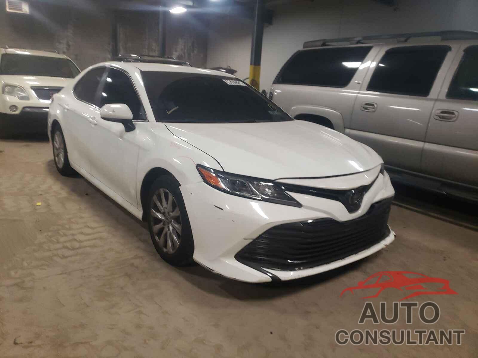 TOYOTA CAMRY 2019 - 4T1B11HK1KU257256