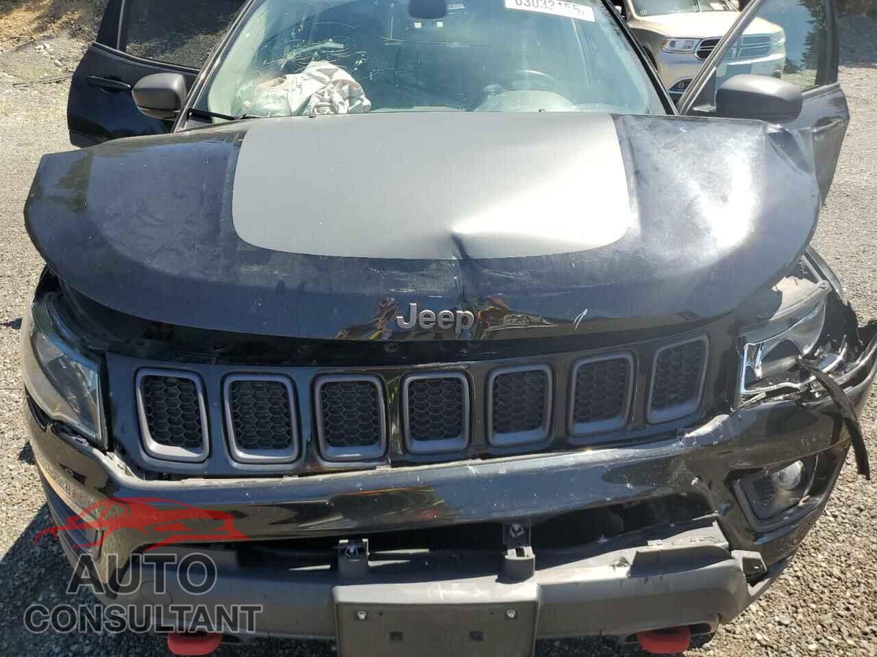 JEEP COMPASS 2017 - 3C4NJDDBXHT668053