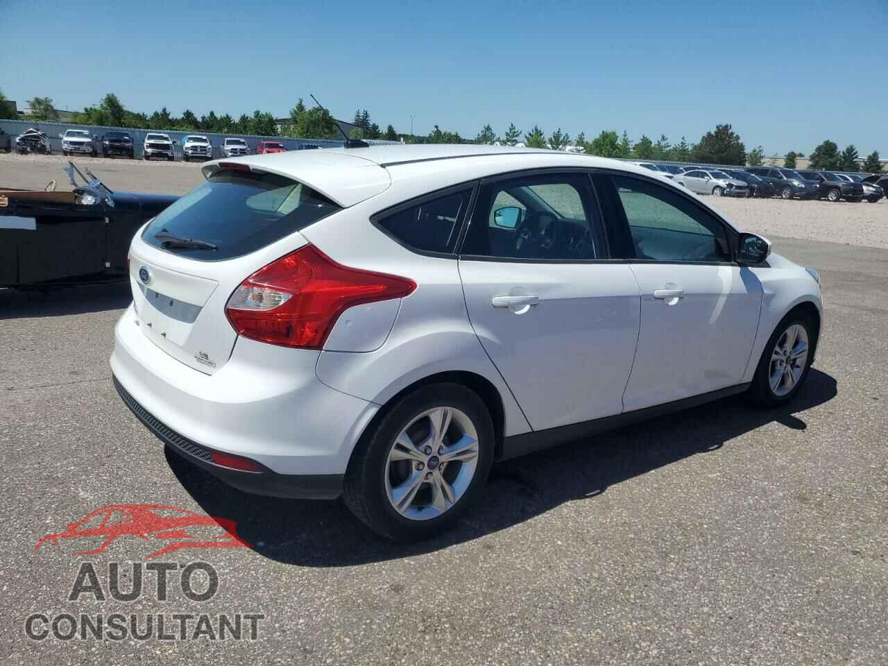 FORD FOCUS 2014 - 1FADP3K21EL323689