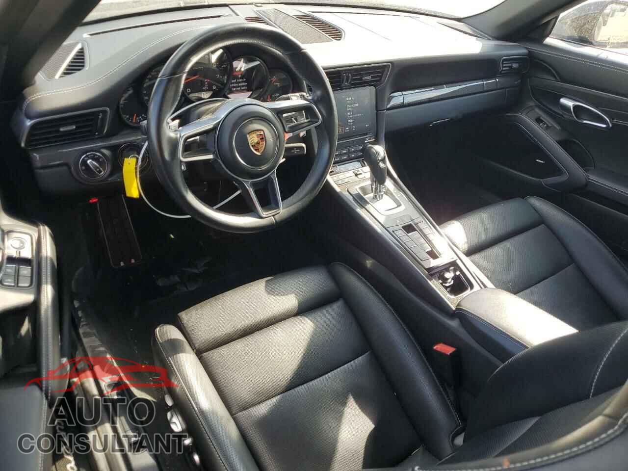 PORSCHE 911 2017 - WP0CB2A95HS155224