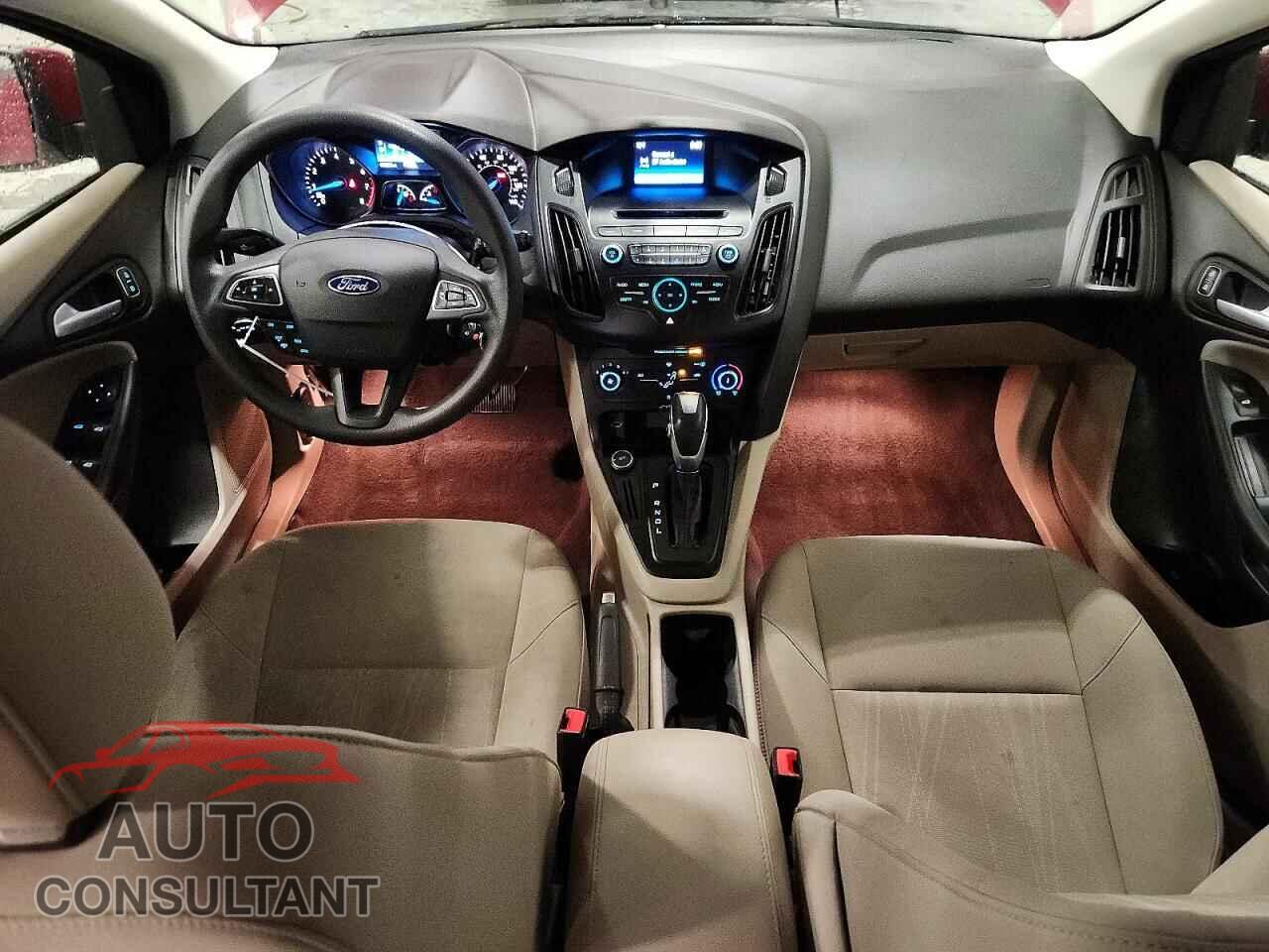 FORD FOCUS 2015 - 1FADP3K29FL232882