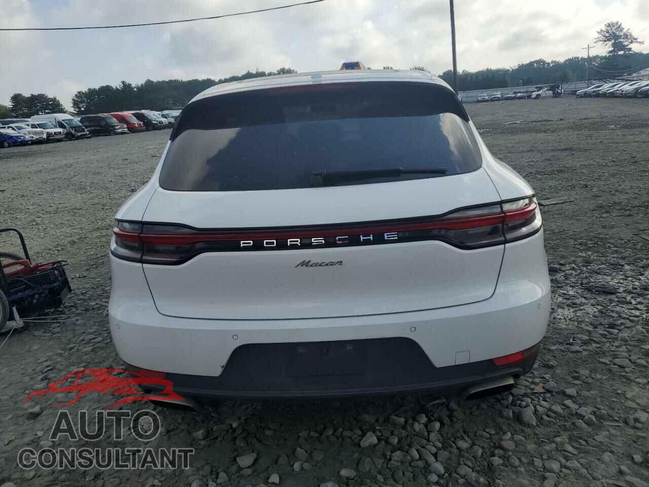 PORSCHE MACAN 2021 - WP1AA2A5XMLB01007