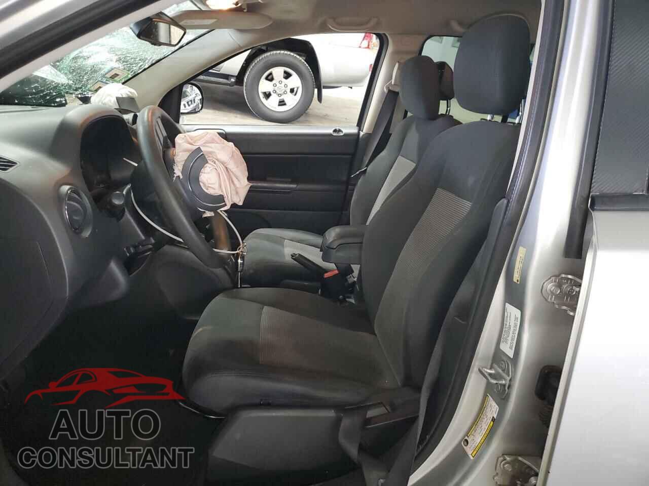 JEEP COMPASS 2012 - 1C4NJCBA1CD601036