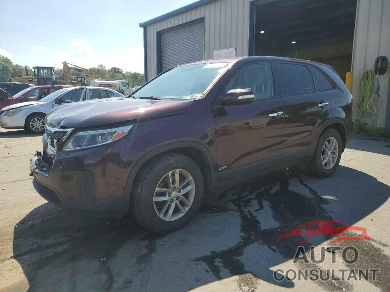 KIA SORENTO 2015 - 5XYKTCA61FG640919