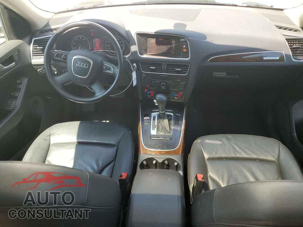 AUDI Q5 2011 - WA1CFAFPXBA010760