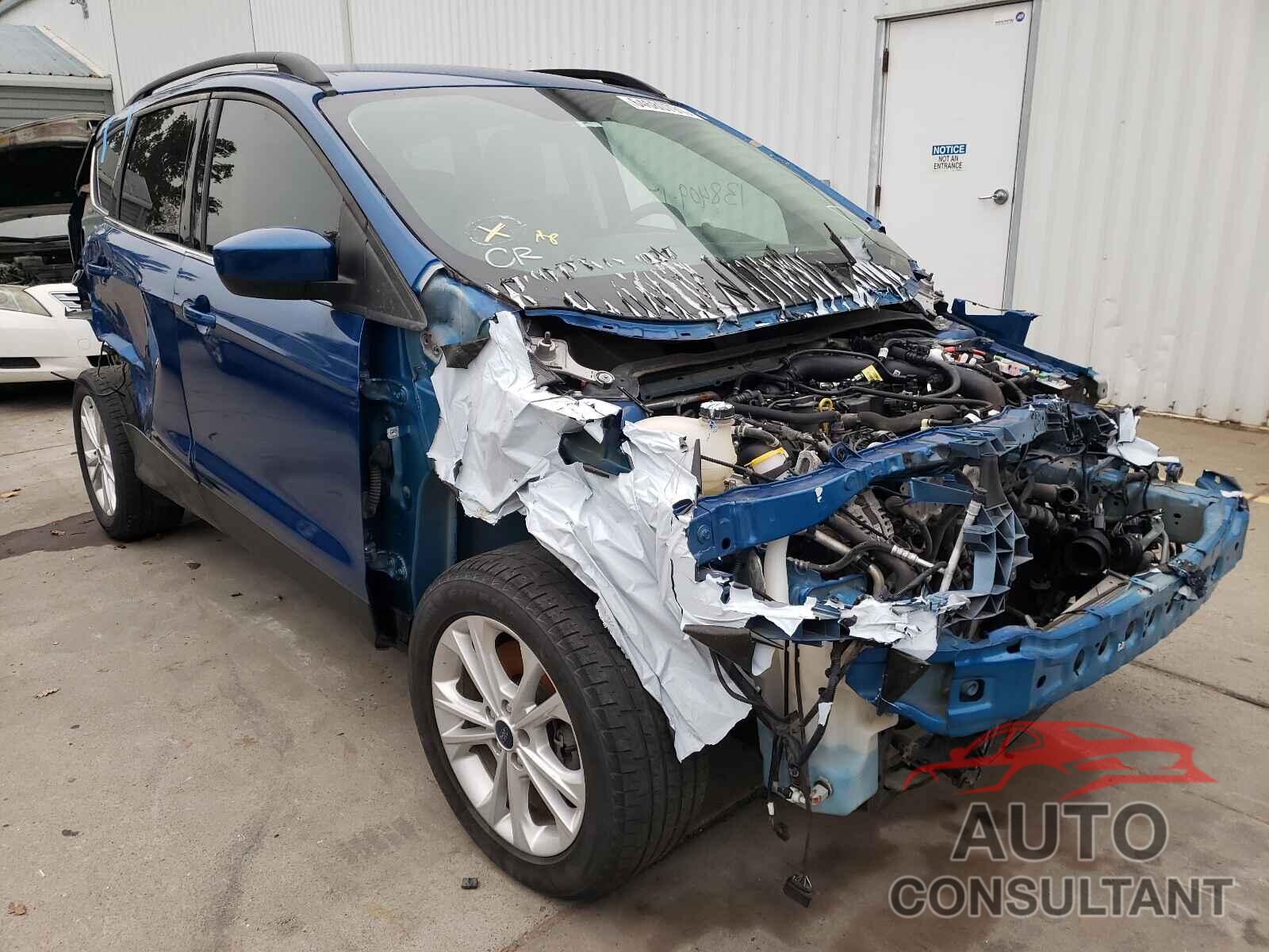 FORD ESCAPE 2017 - 1FMCU9GD5HUC27618