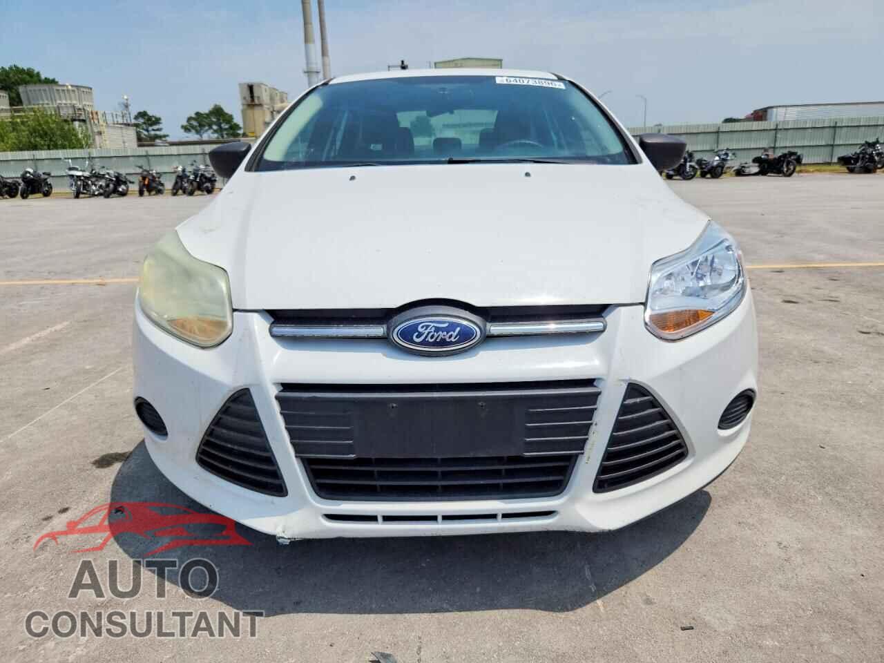 FORD FOCUS 2013 - 1FADP3E28DL200269