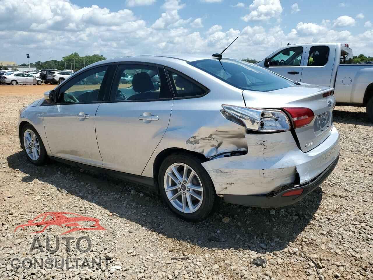 FORD FOCUS 2015 - 1FADP3F23FL279738