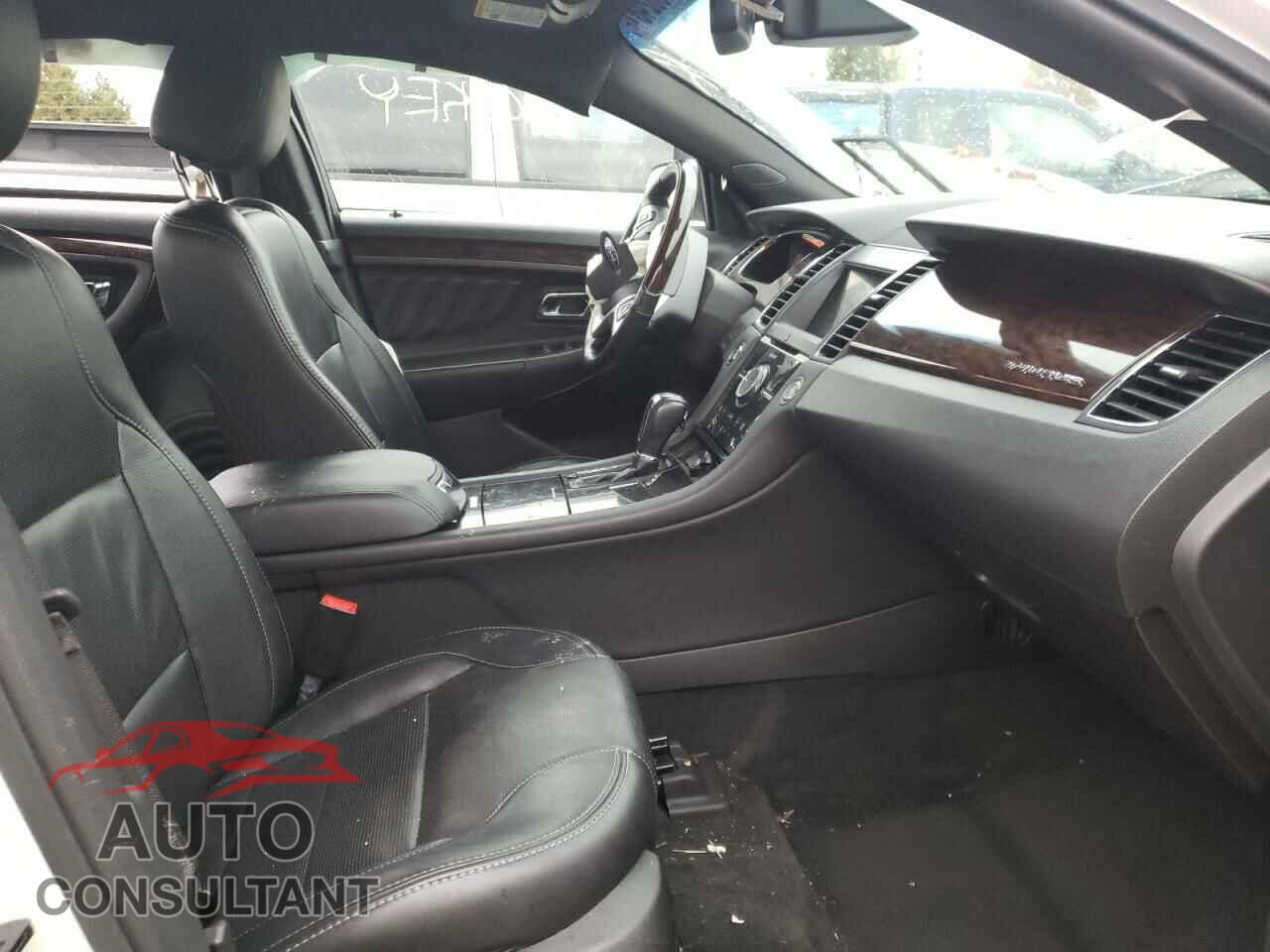 FORD TAURUS 2017 - 1FAHP2F87HG102315