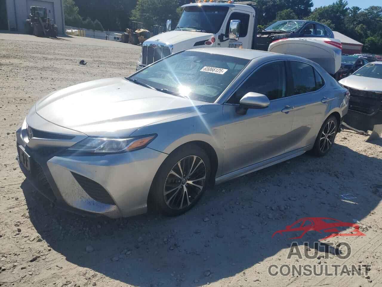 TOYOTA CAMRY 2019 - 4T1B11HK0KU254994