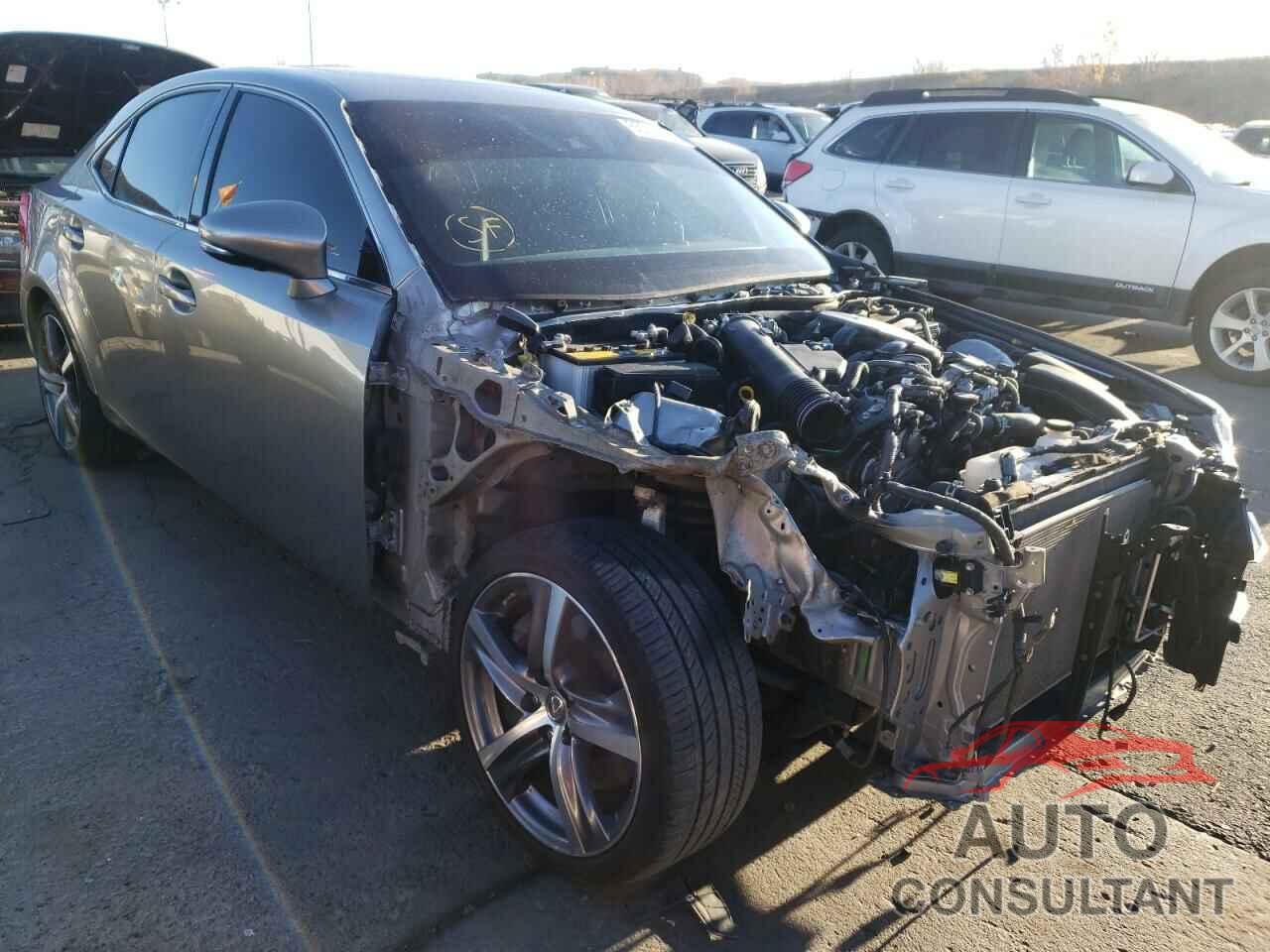 LEXUS IS 2018 - JTHC81D25J5032288