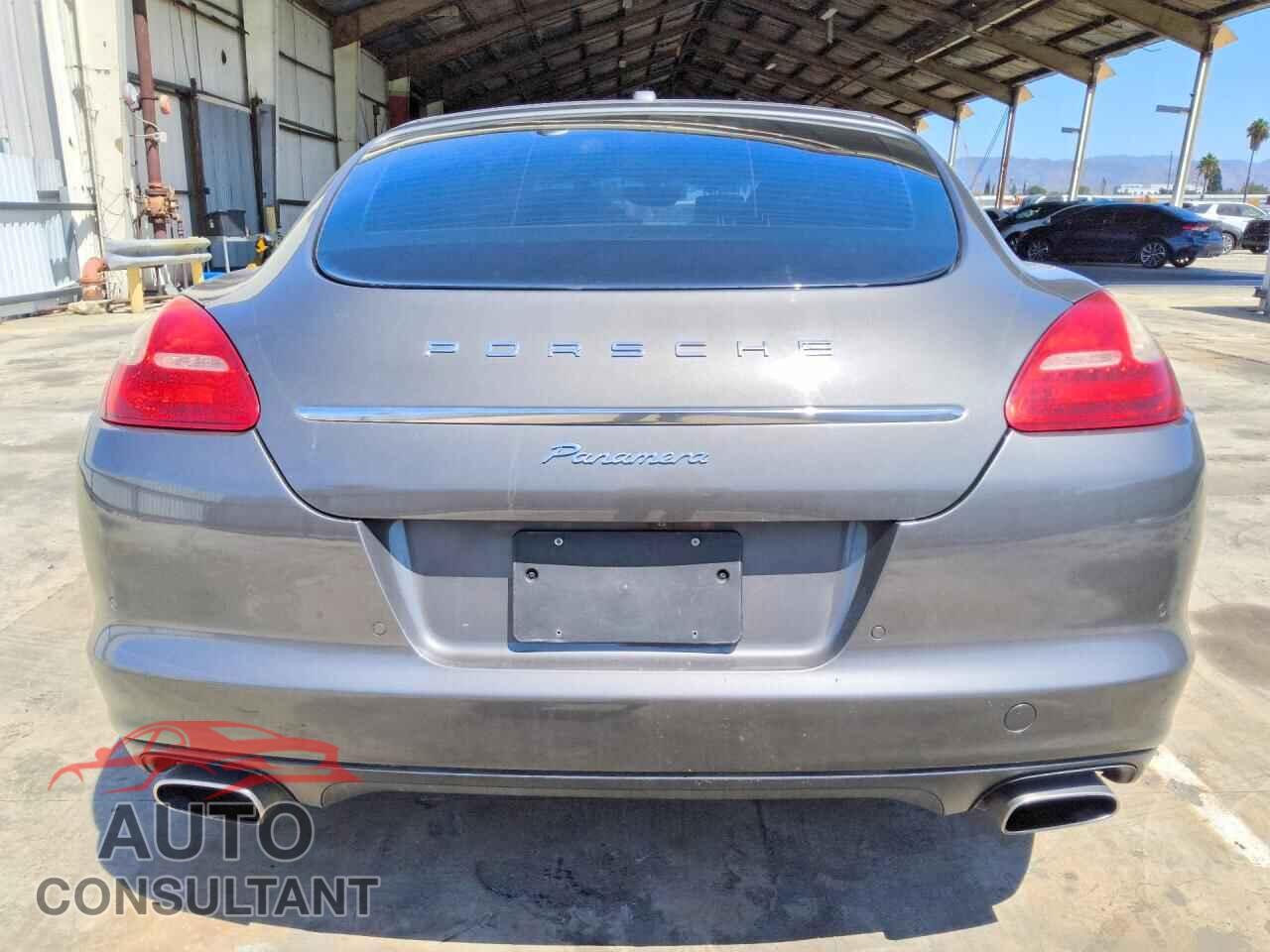 PORSCHE PANAMERA 2013 - WP0AA2A70DL013943