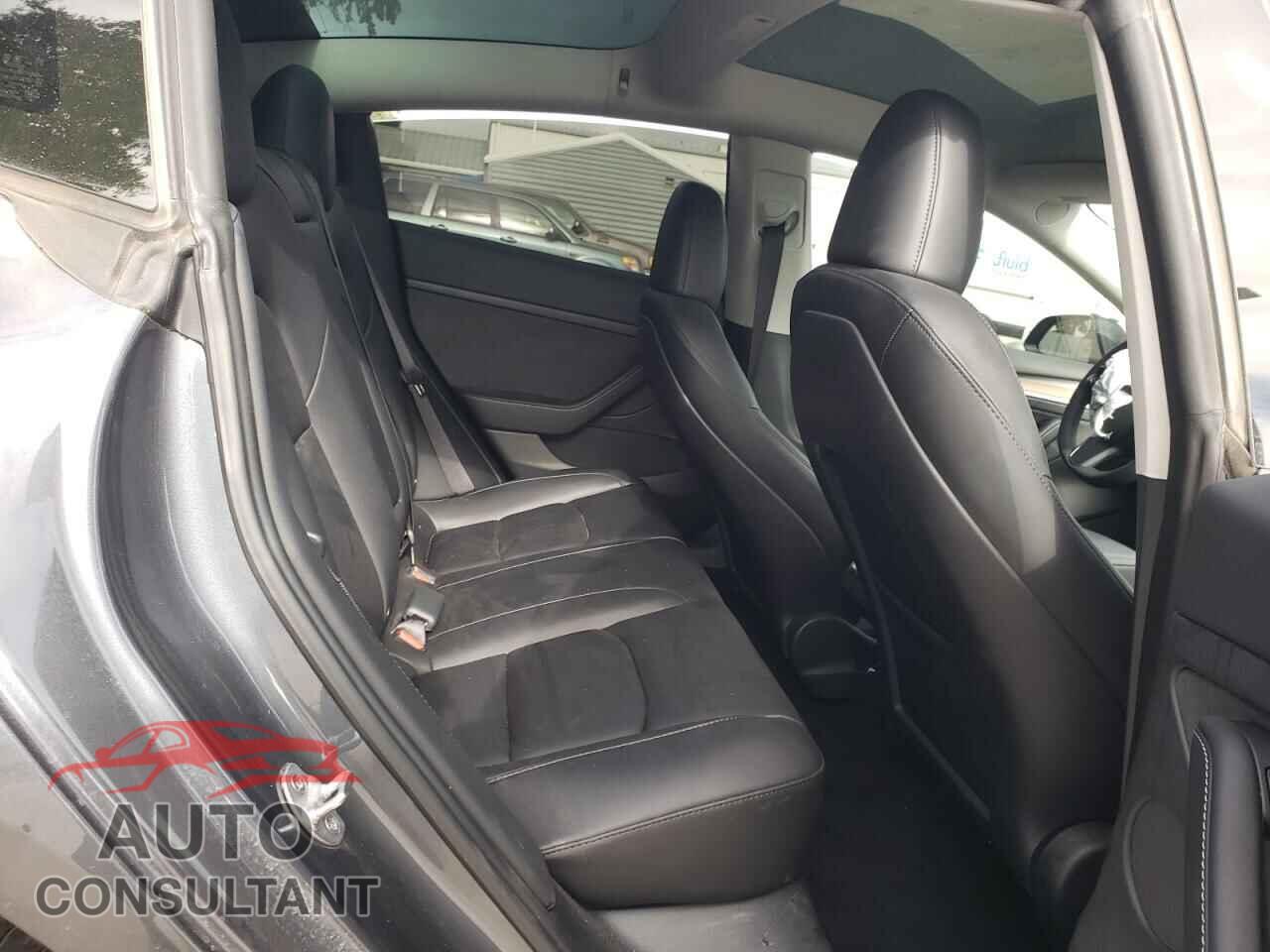 TESLA MODEL 3 2023 - 5YJ3E1EA3PF716005
