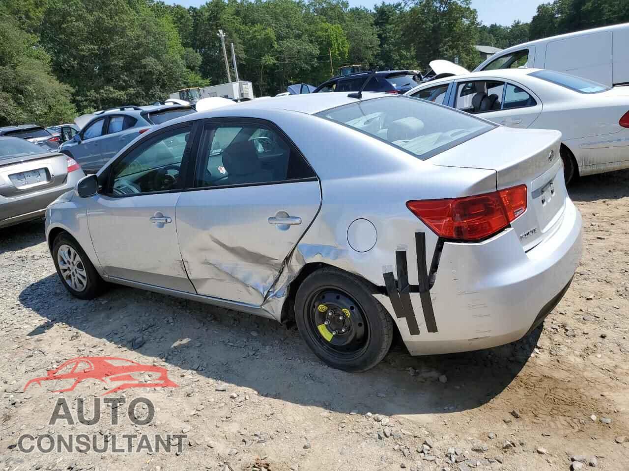 KIA FORTE 2012 - KNAFT4A22C5517877