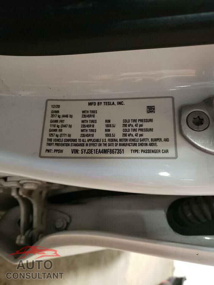 TESLA MODEL 3 2021 - 5YJ3E1EA4MF867351