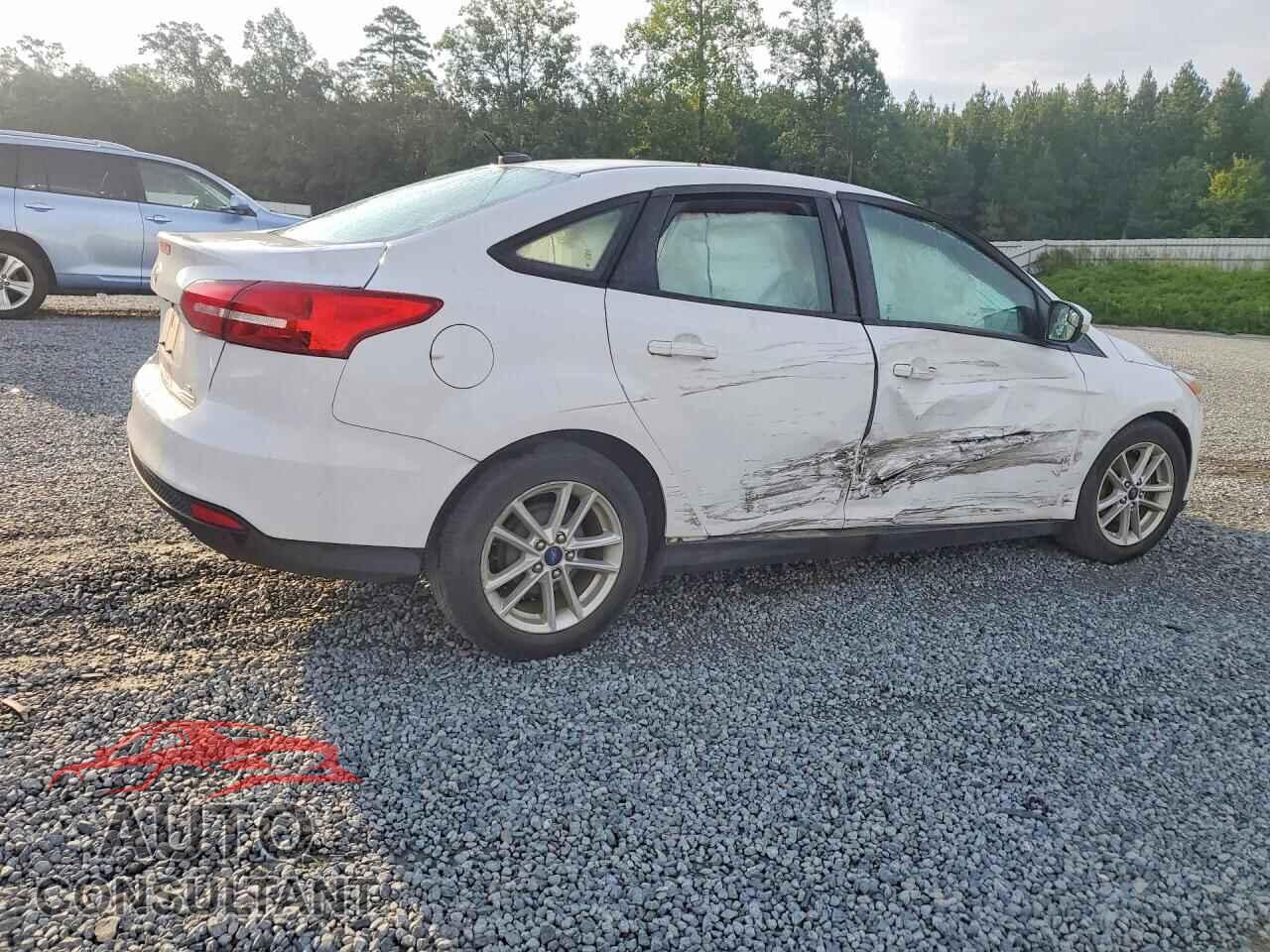 FORD FOCUS 2016 - 1FADP3F21GL393268