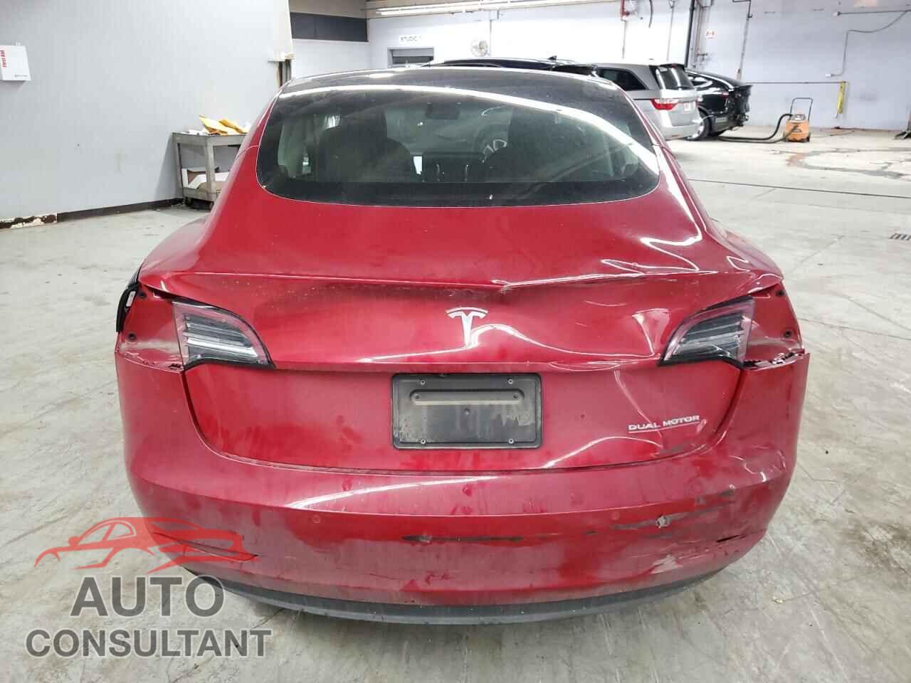 TESLA MODEL 3 2020 - 5YJ3E1EC5LF586787