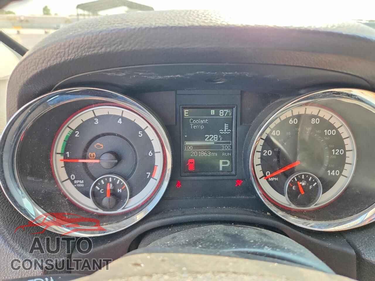 DODGE DURANGO 2011 - 1D4RE4GG4BC680024