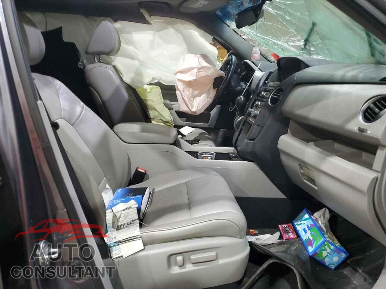 HONDA PILOT 2014 - 5FNYF4H52EB015889