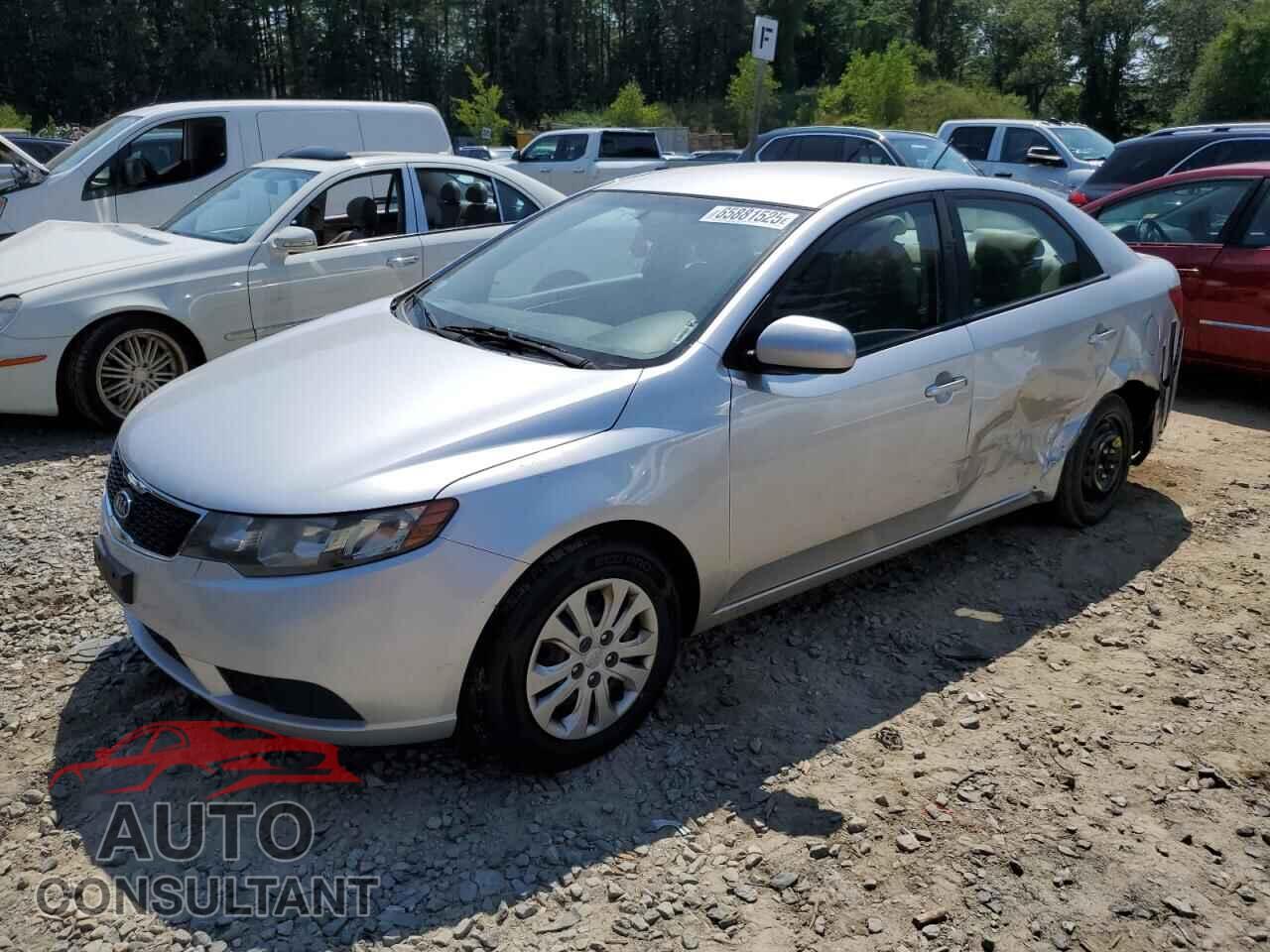 KIA FORTE 2012 - KNAFT4A22C5517877