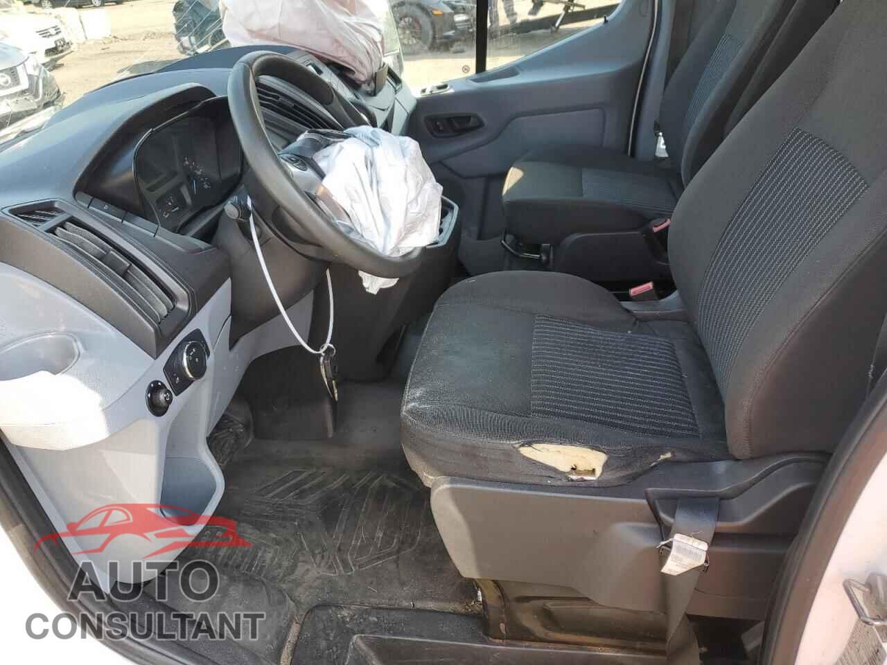 FORD TRANSIT 2019 - 1FTYR1ZM8KKA89280