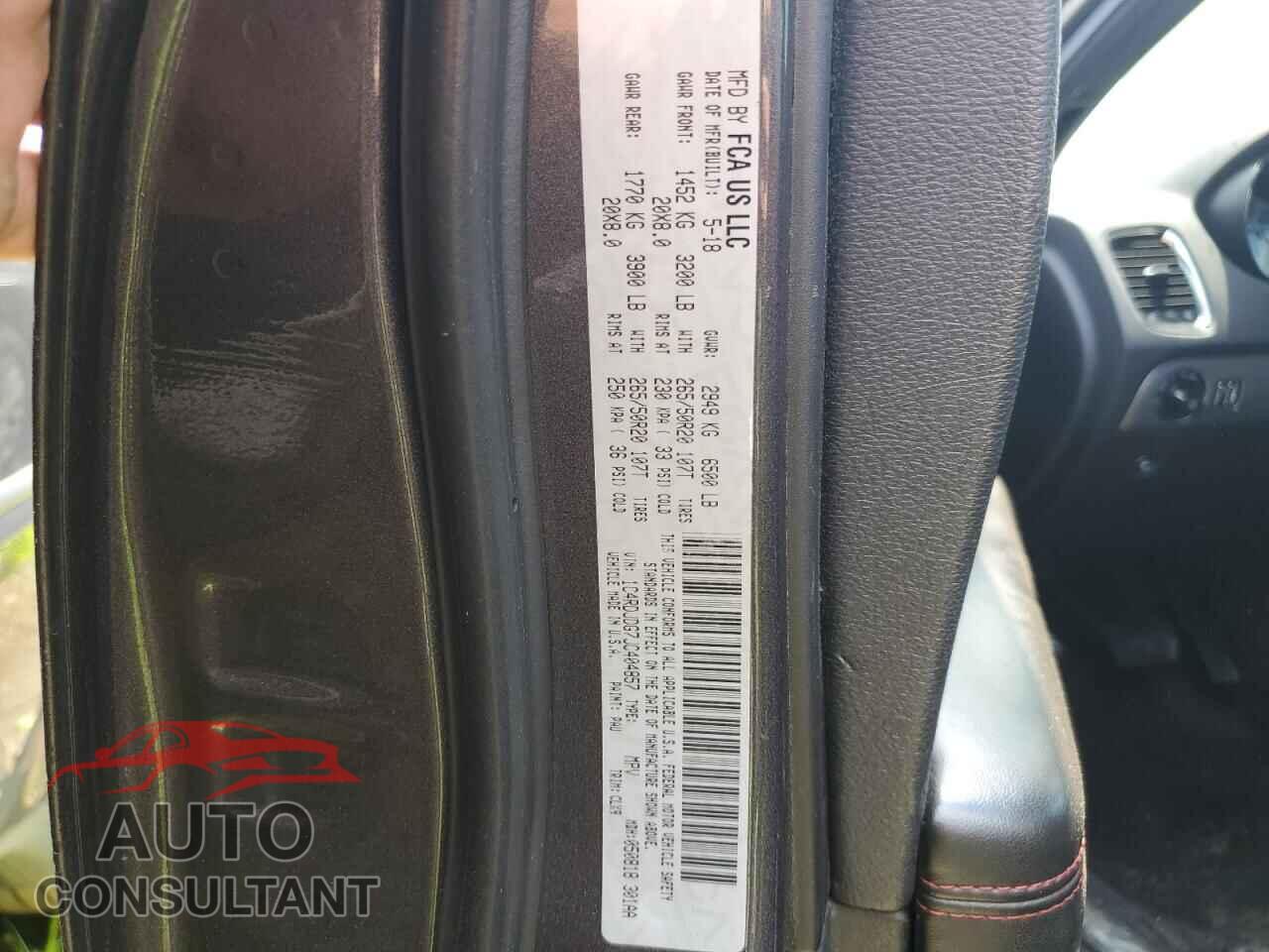 DODGE DURANGO 2018 - 1C4RDJDG7JC404857