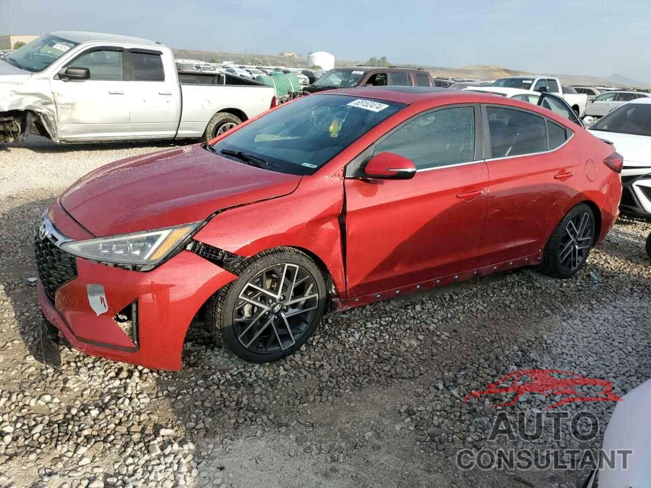 HYUNDAI ELANTRA 2019 - KMHD04LB8KU811820