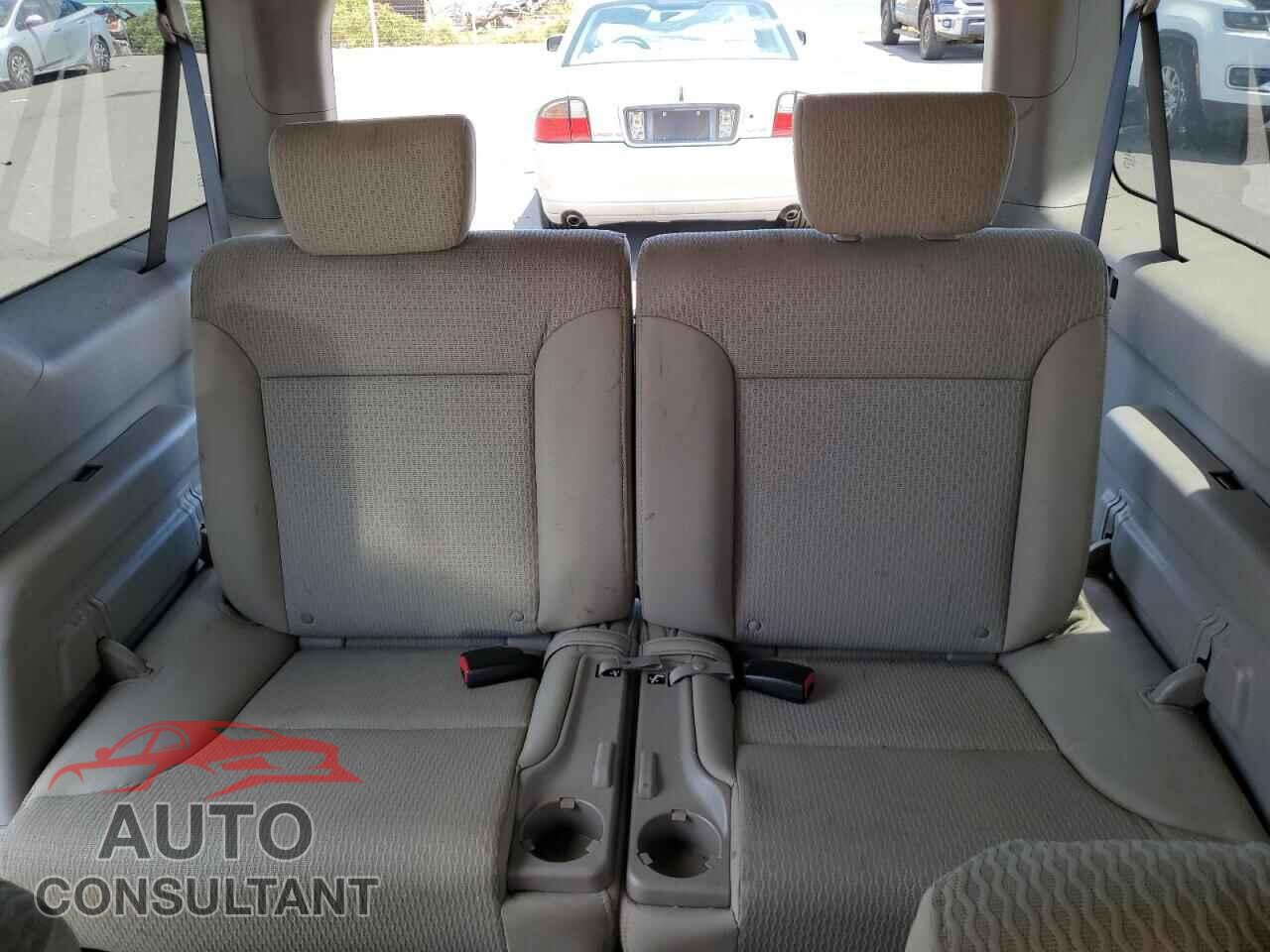 HONDA ELEMENT 2010 - 5J6YH1H36AL005777